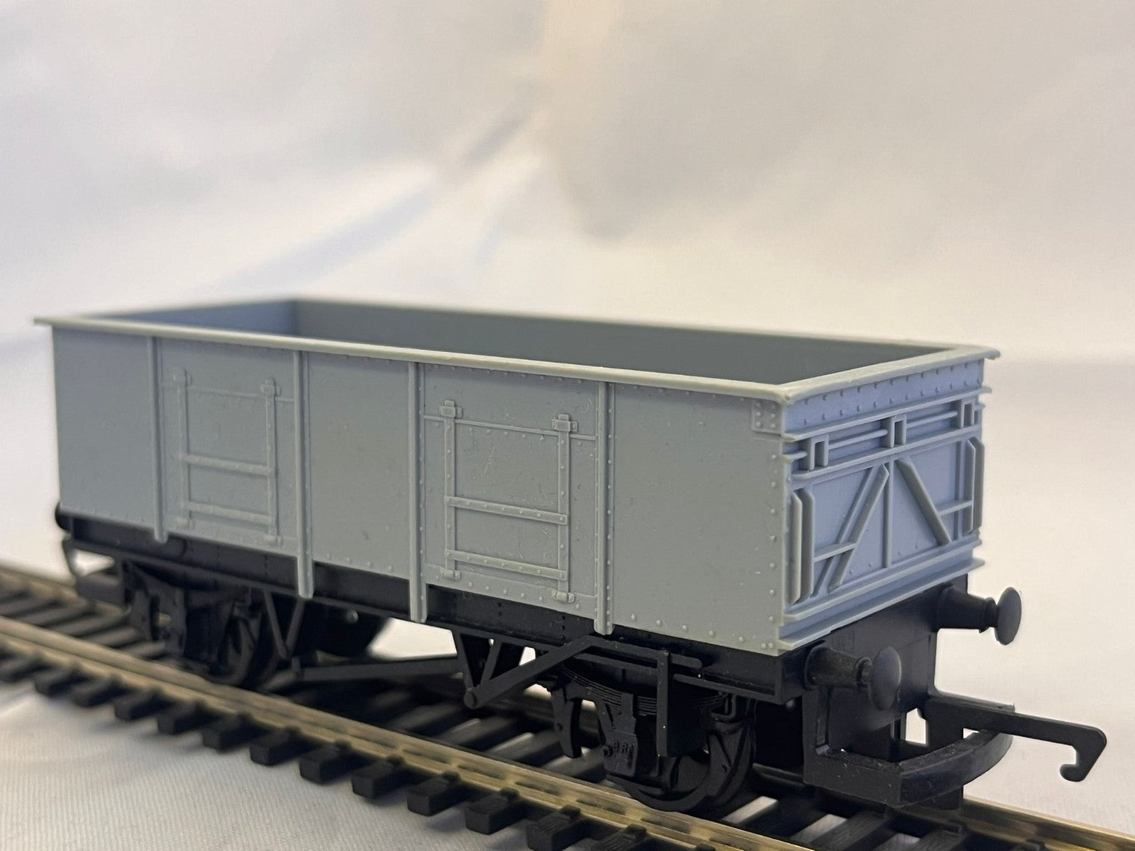 Hornby Large Grey Mineral Wagon