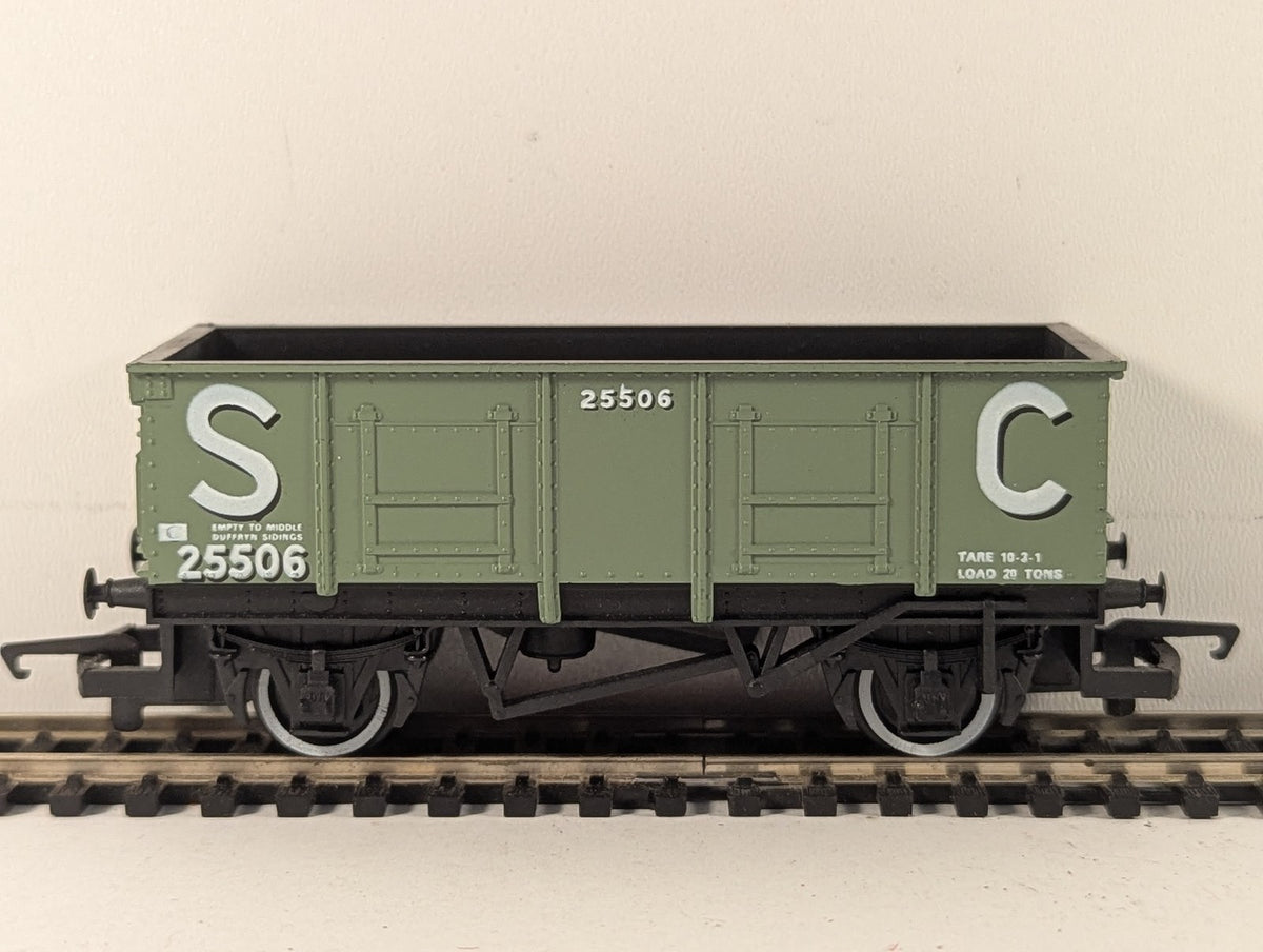 Hornby OO Gauge Stephenson Clarke 20-Ton Mineral Wagon Goods Wagon 25506