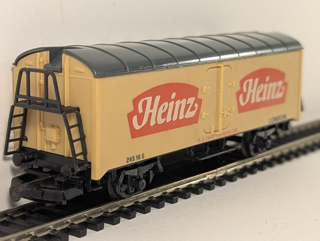 Lima OO Gauge Heinz Refrigerator Van Goods Wagon 245 16 S