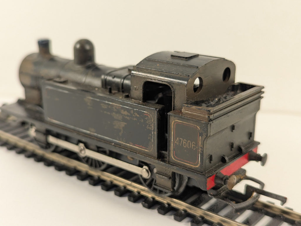 Tri-angHornby R52 OOGauge BR Class 3F Jinty 0-6-0T Steam Locomotive - Non-Runner