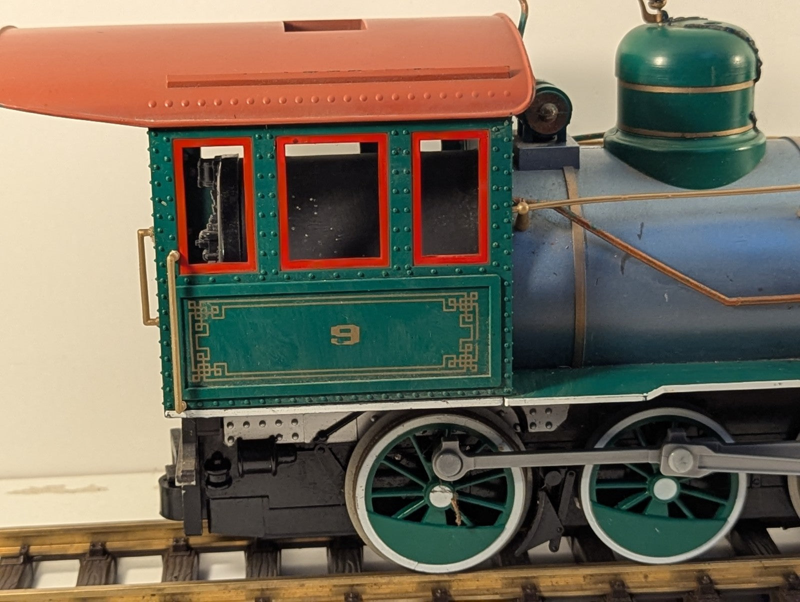 Bachmann G Scale Baldwin 2-6-0 Mogul Locomotive 9 Green and Blue