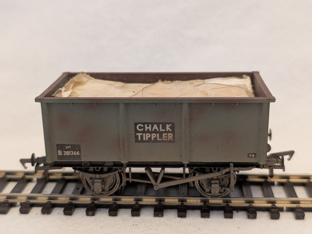 Bachmann OO Gauge 27T Chalk Tippler Goods Wagon B 381366 BR Grey 38