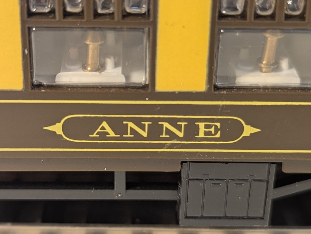 Tri-ang OO Gauge Pullman Coach "Anne"