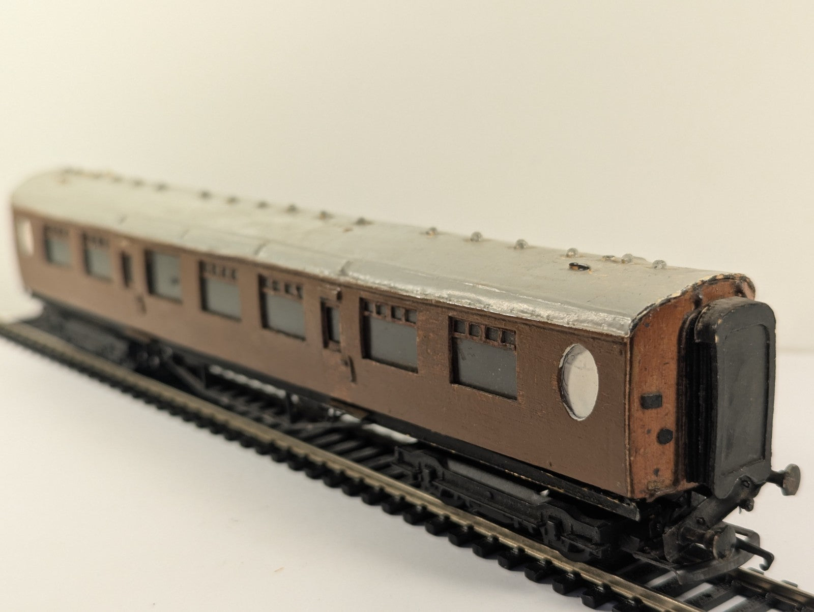 Kitbuilt OO Gauge LNER Teak Brake Coach