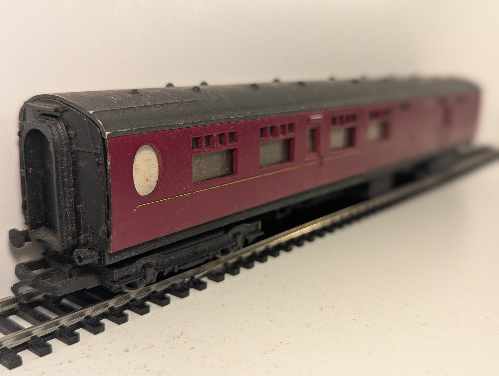 Hornby OO Gauge LMS Brake 3rd Coach Passenger Coach 1192 LMS Crimson Lake R423