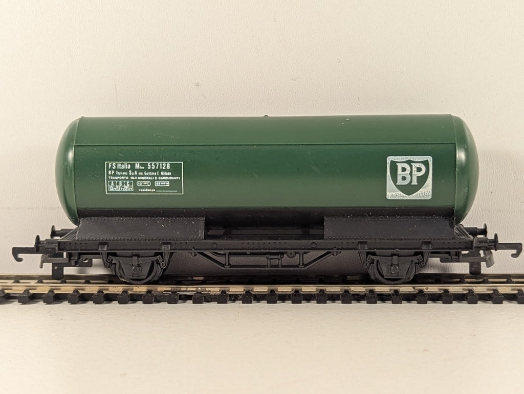 Lima HO Scale FS BP Tank Wagon Goods Wagon 557128 BP Green