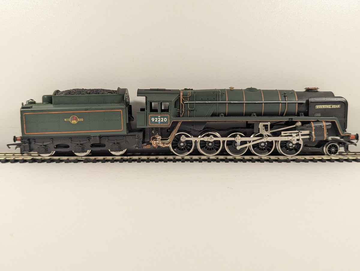 Hornby Railways OO Gauge B.R. Standard Class 9F 'Evening Star' Steam Locomotive