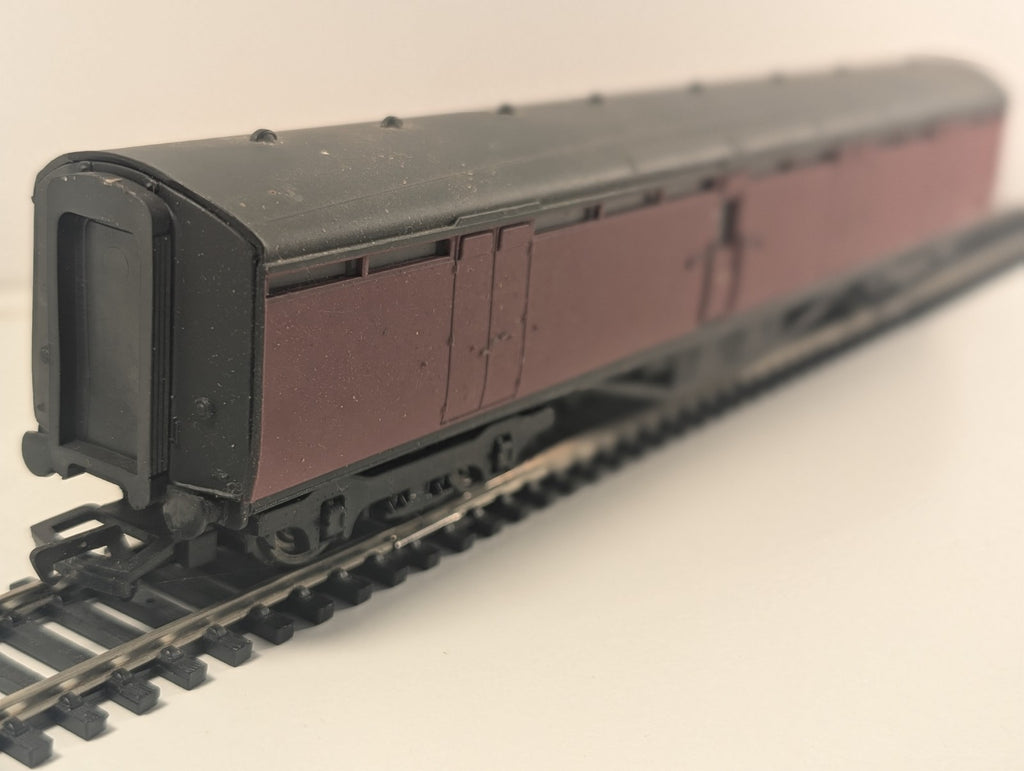 Bachmann 34-653 63ft Thompson BG Full Brake in Crimson