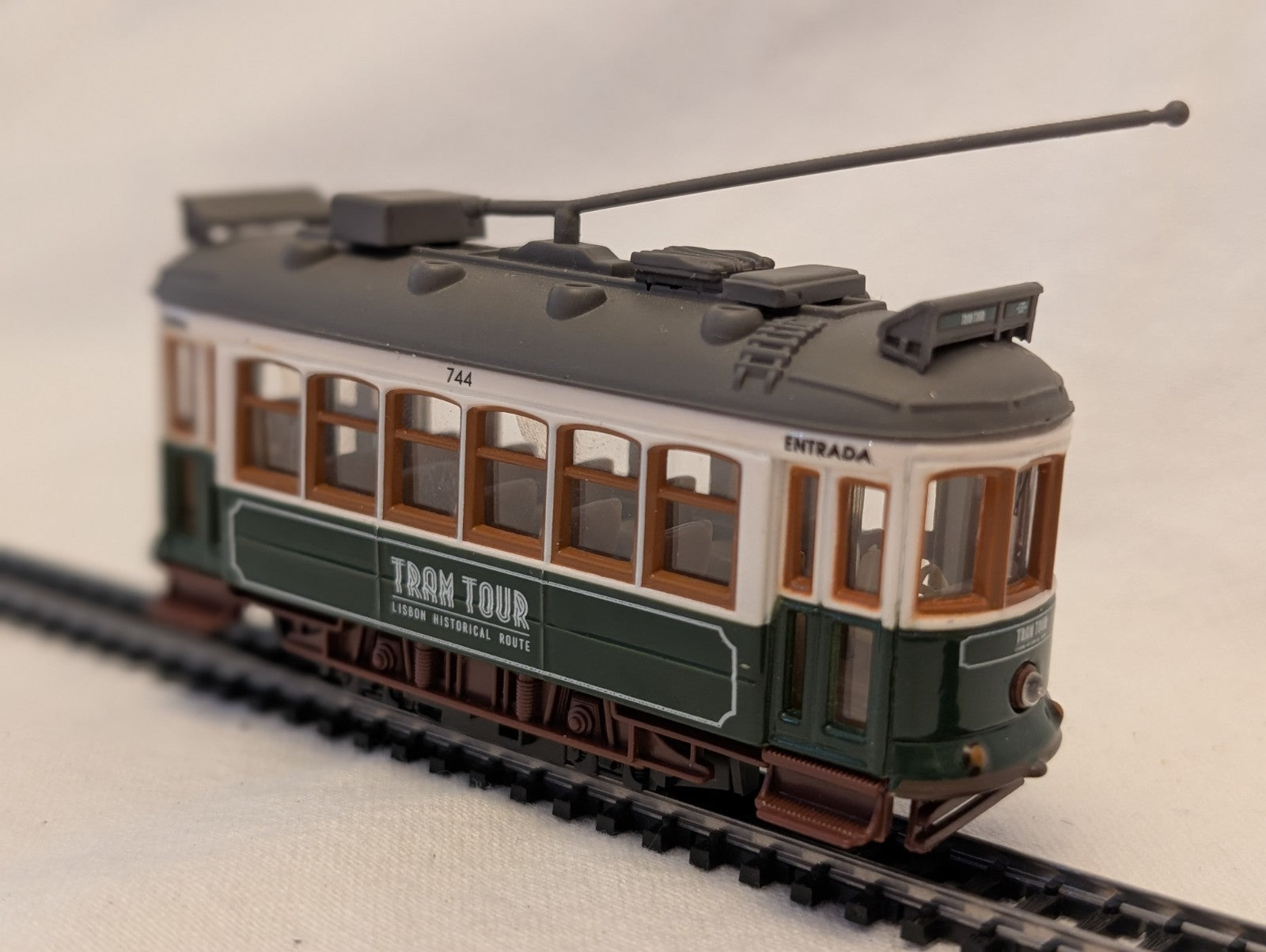 HOe Gauge Kato Hills Tramcar Tour Motorised Lisbon Historical Route Tram Tour