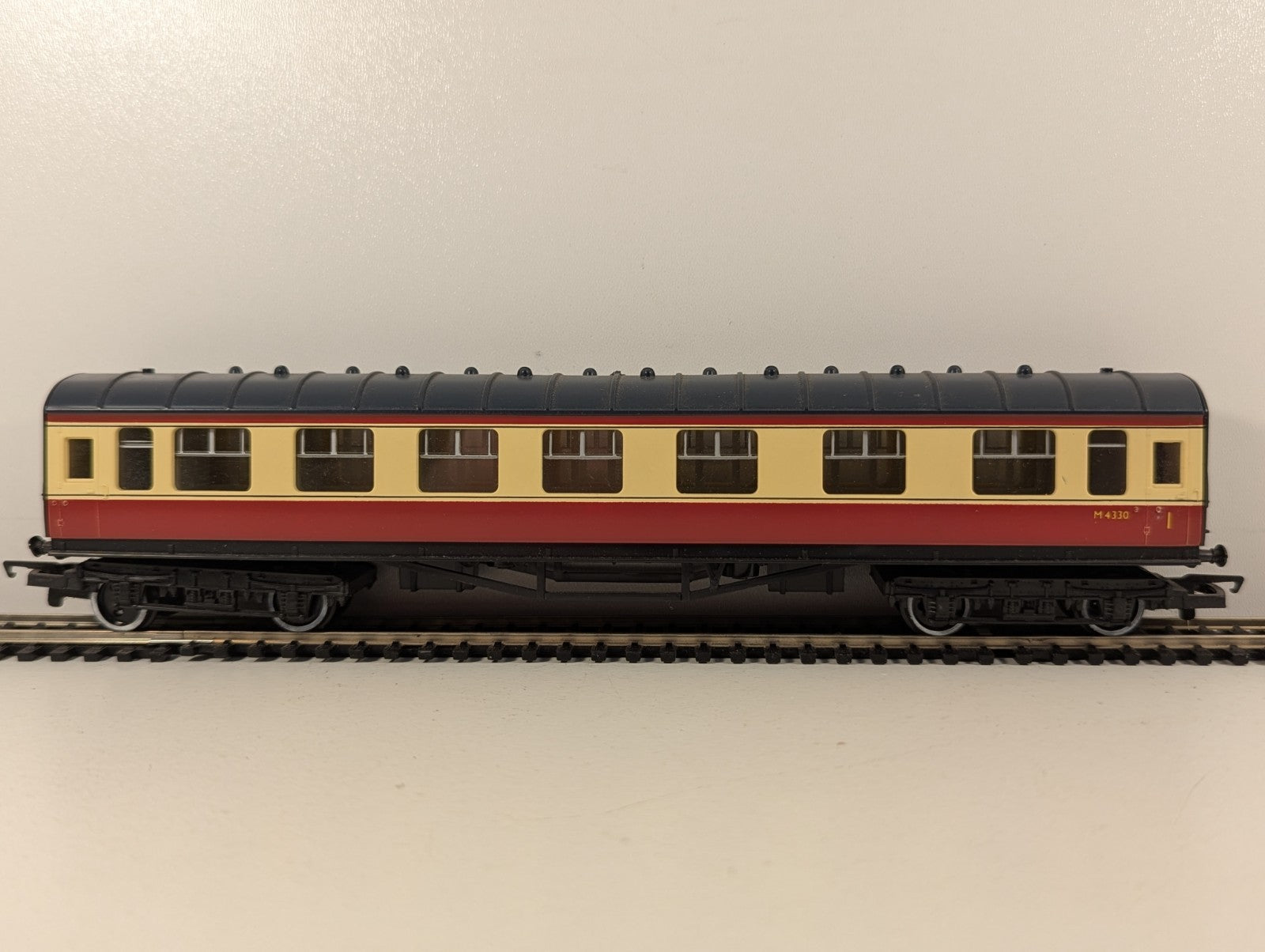 Hornby Railways R.474 LMS Composite Coach