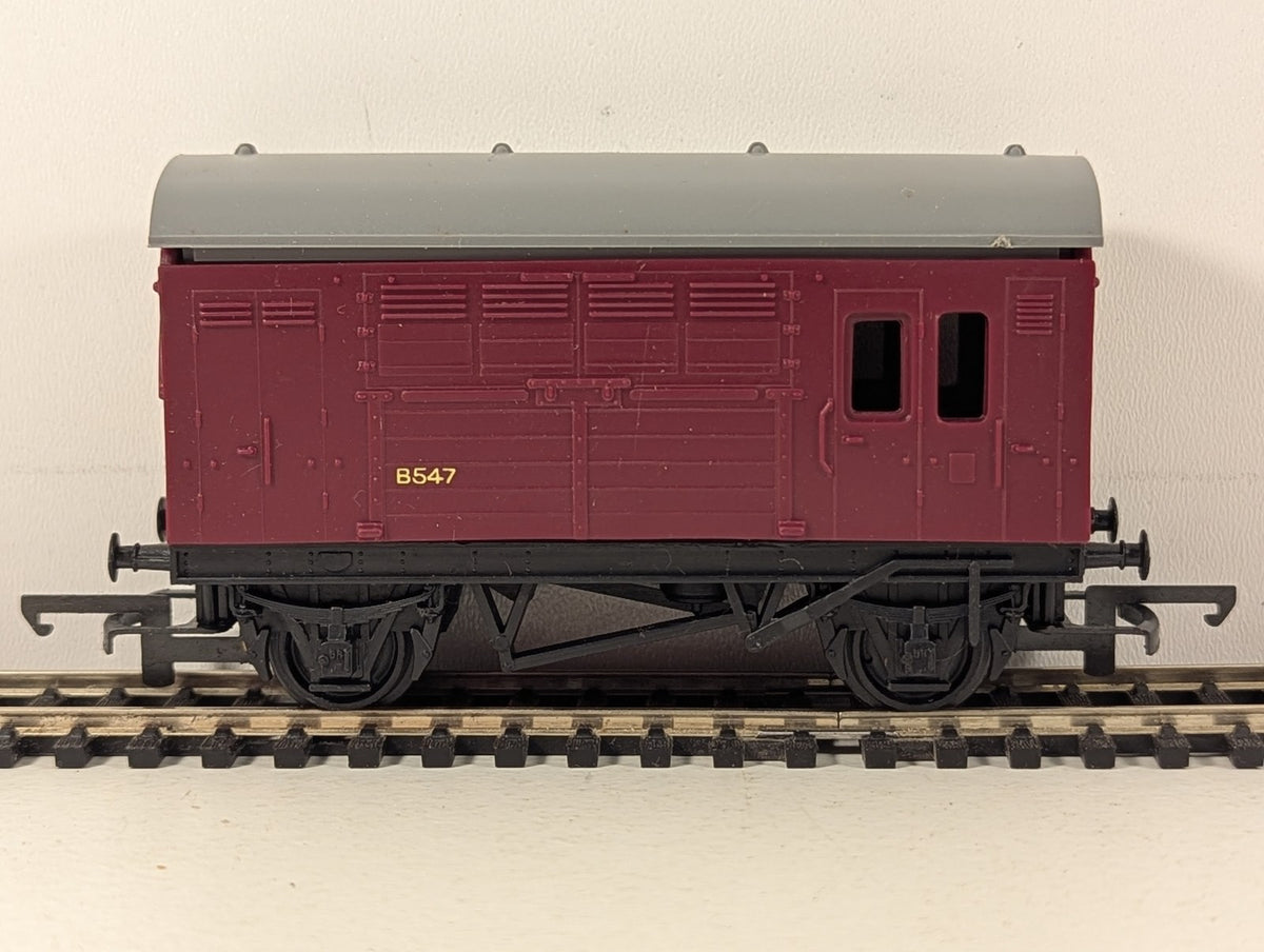 Tri-ang OO Gauge Horse Box Goods Wagon B547 BR Maroon R.123