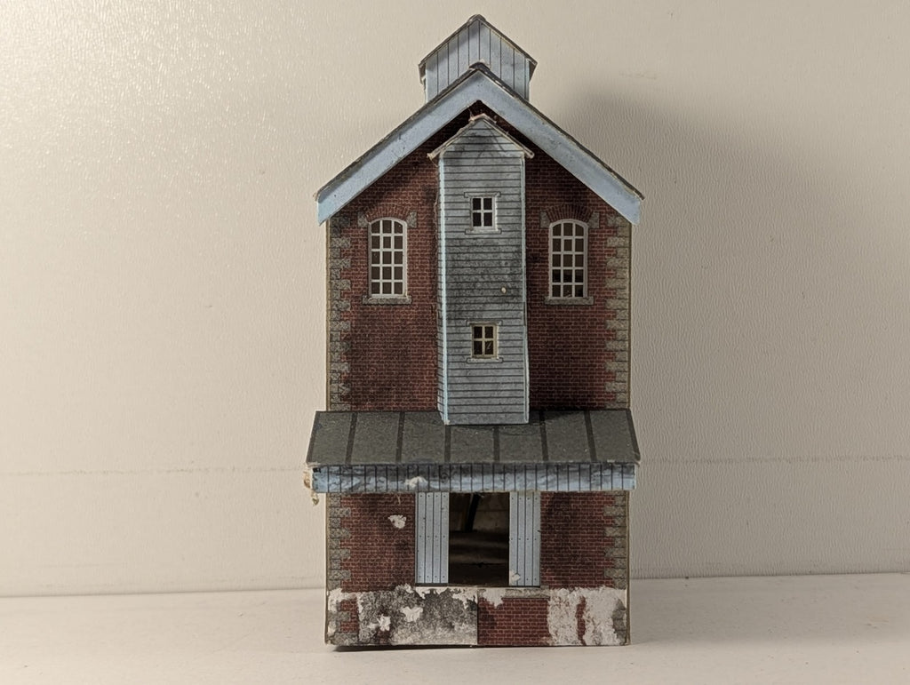 Metcalfe OO Gauge Brewery Tower Model Building Red Brick PO284