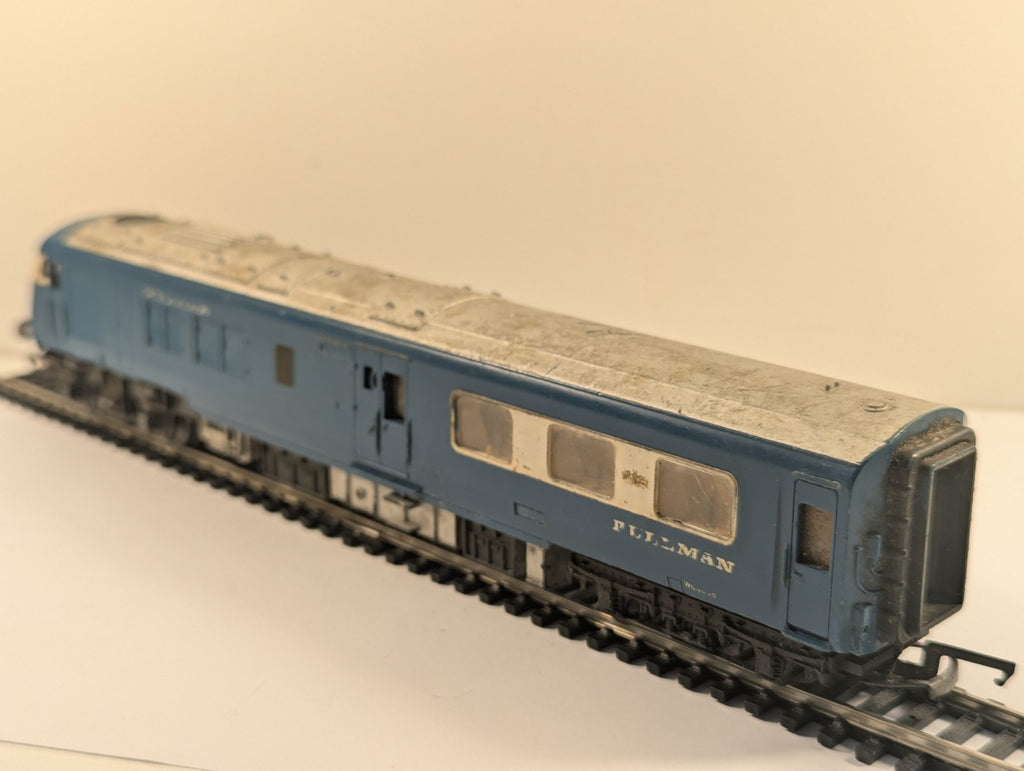 Tri-ang Hornby R555 OO Gauge BR Blue Pullman Motorised Power Car  - Poor Runner