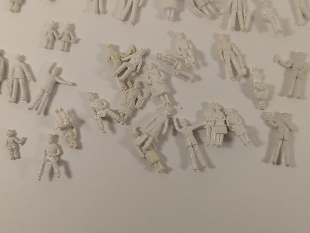 OO Gauge Unpainted Figures