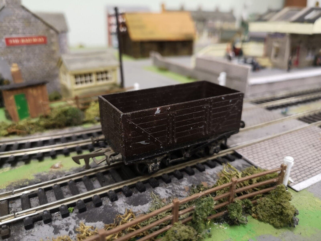 Graham Farish 7 Plank Wagon Oo Gauge