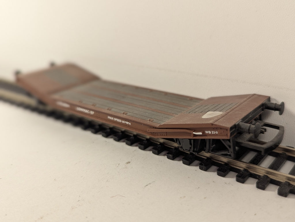 Hornby OO Gauge Lowmac-EP Flat Wagon Goods Wagon E260864 BR Bauxite R233