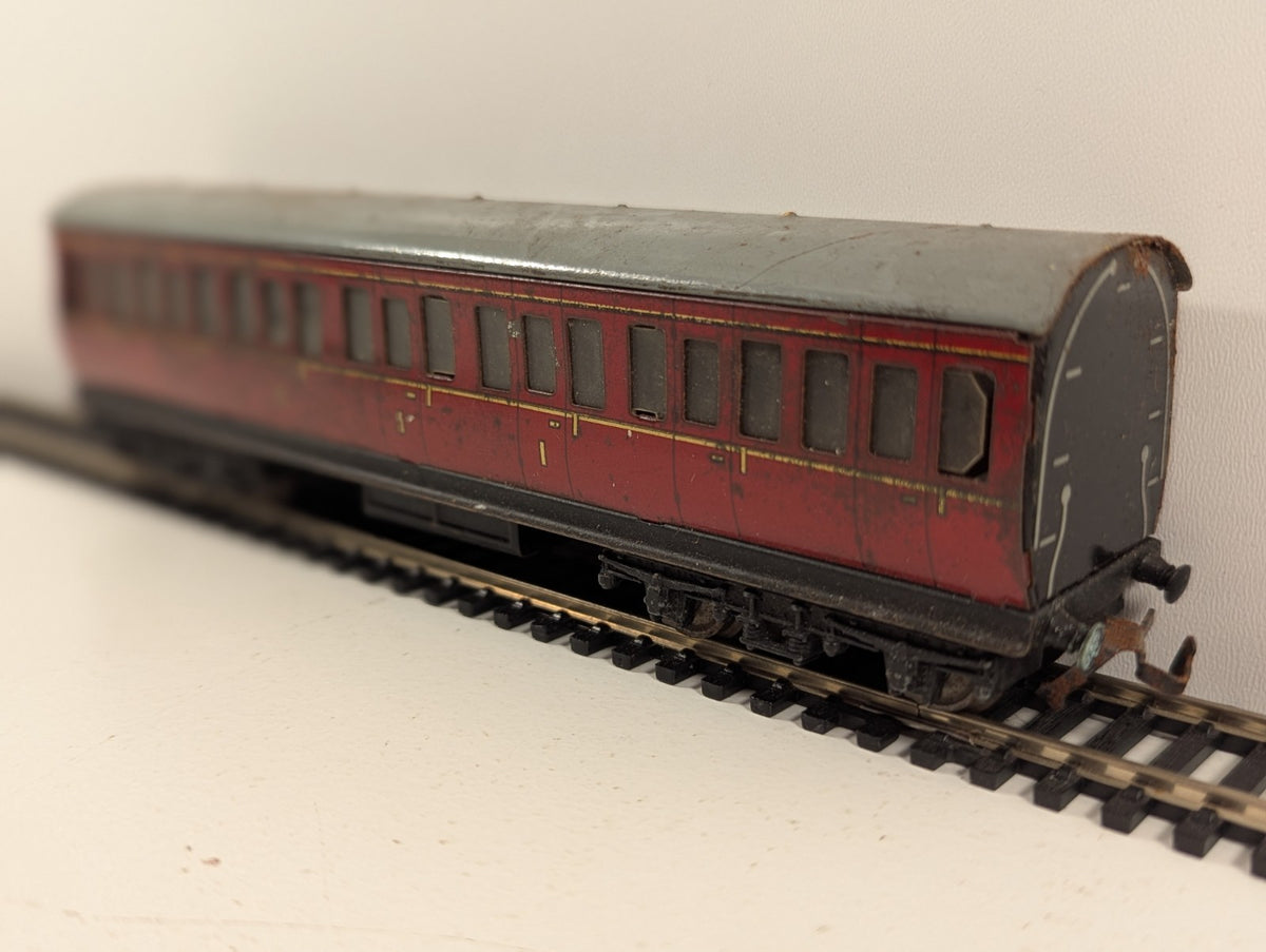 Hornby Dublo OO Gauge Tinplate Suburban Passenger Coach