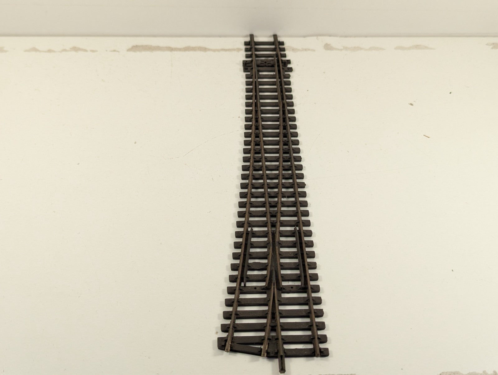Peco OO Gauge Right-Hand Turnout - Rusty