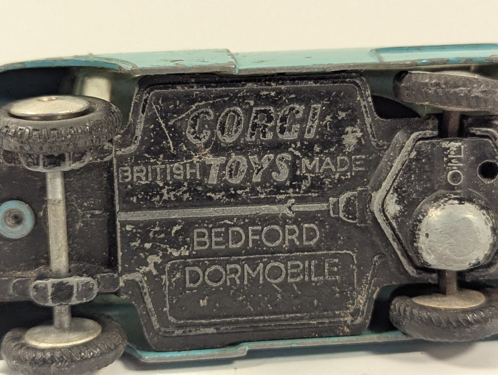Corgi Toys 404 Bedford Dormobile Personnel Carrier Van Blue