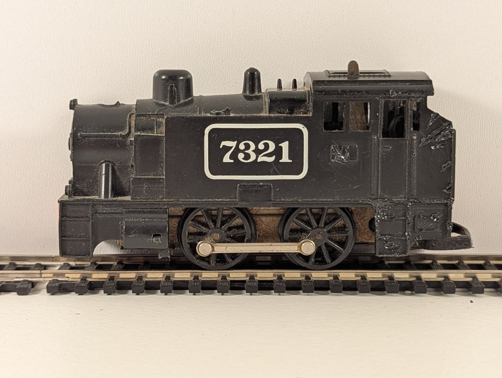 Tri-ang Hornby – Clockwork Locomotive (7321, Missing Funnel / No Key) – OO Gauge