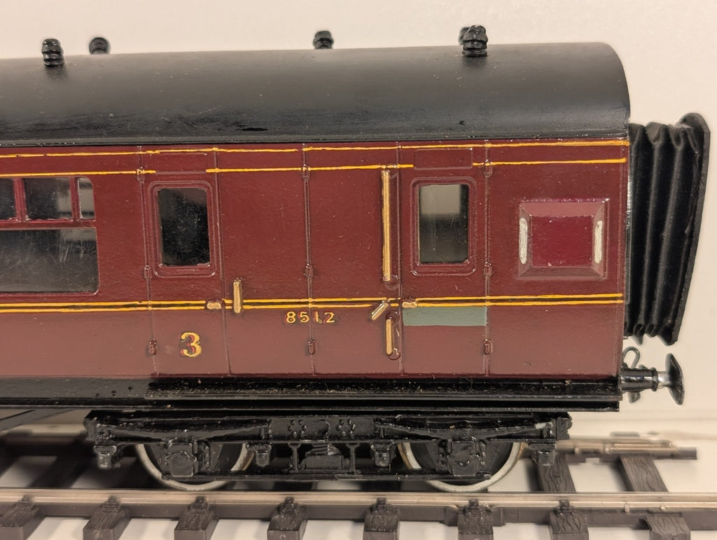 Leeds Company O Gauge Kitbuilt LMS Maroon 3rd Brake Coach 8512