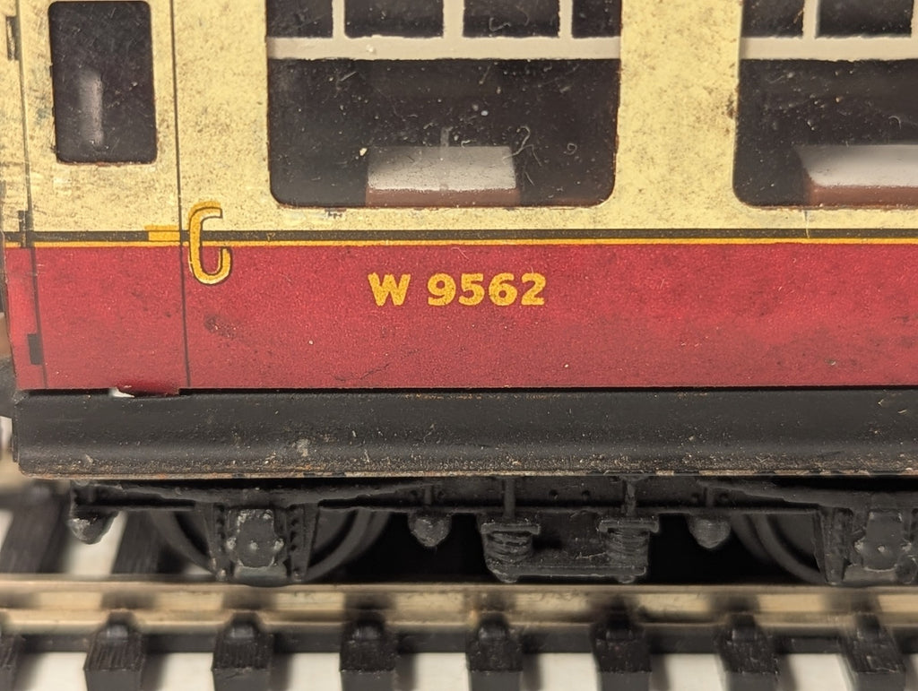 Hornby Dublo OO Gauge BR Western Region Restaurant Car Passenger Coach W 9562