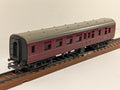 Tri-ang TT Gauge T83 Mk1 Brake Second Coach Maroon W53111