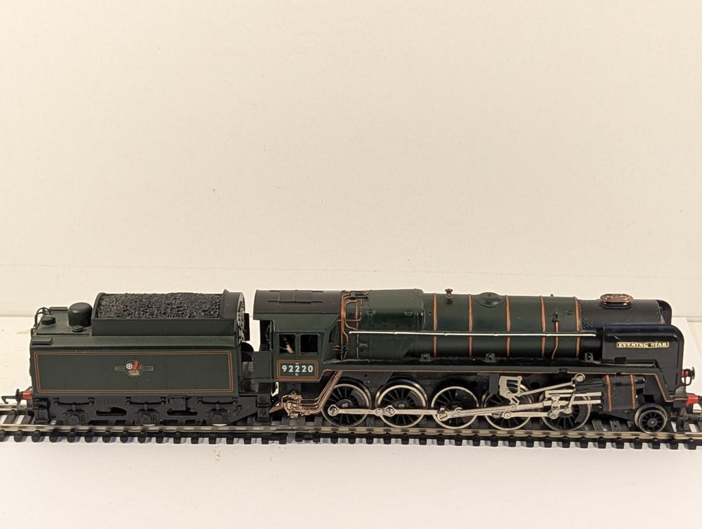 Hornby BR Class 9F "Evening Star" No.92220 2-10-0 Steam Locomotive OO Gauge