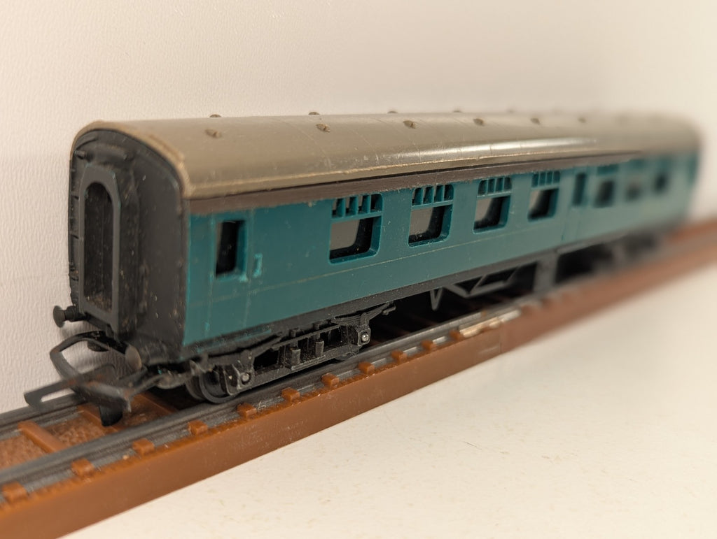 Tri-ang TT Gauge BR Southern Region Mk1 Passenger Coach