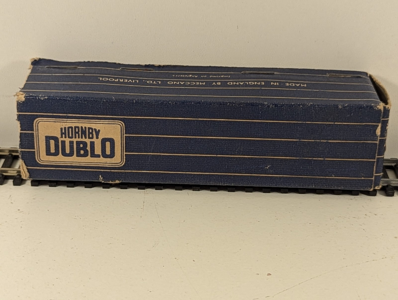 Hornby Dublo 4615 OO Gauge Double 4-Wheeled Bolster Wagon BR Grey - Boxed