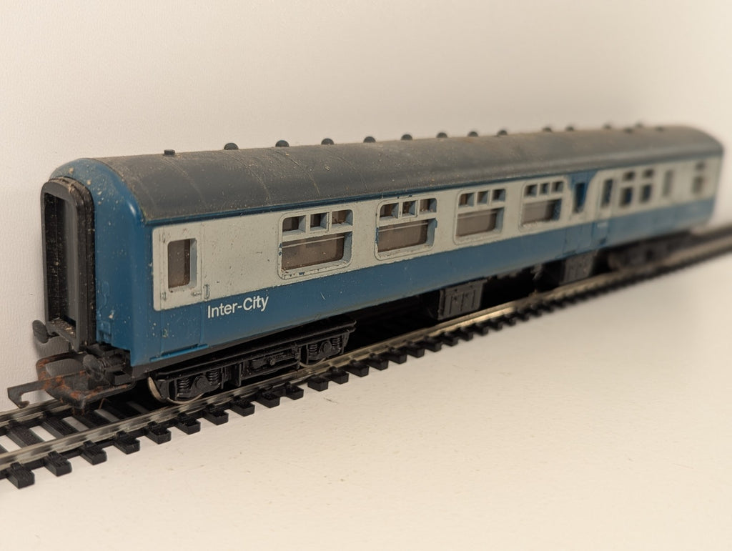 Hornby R922 OO Gauge BR Mk2 InterCity Brake 2nd Coach M14052