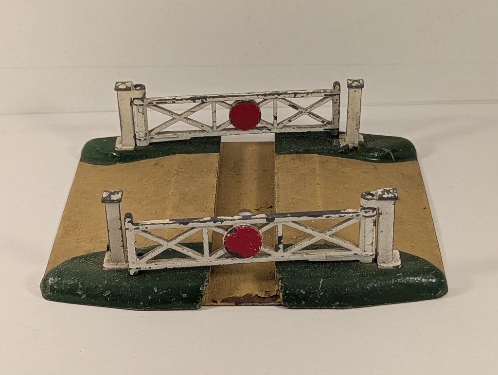 Hornby Dublo OO Gauge D1 Level Crossing
