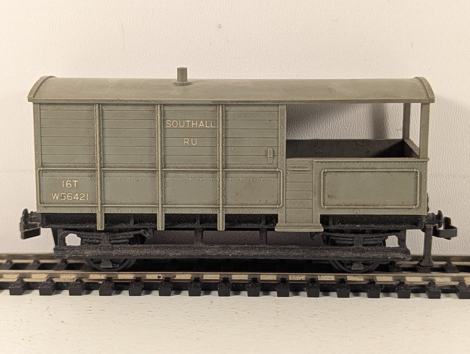 Hornby Dublo OO Gauge WR Goods Brake Van 'Southall RU' Goods Wagon W56421