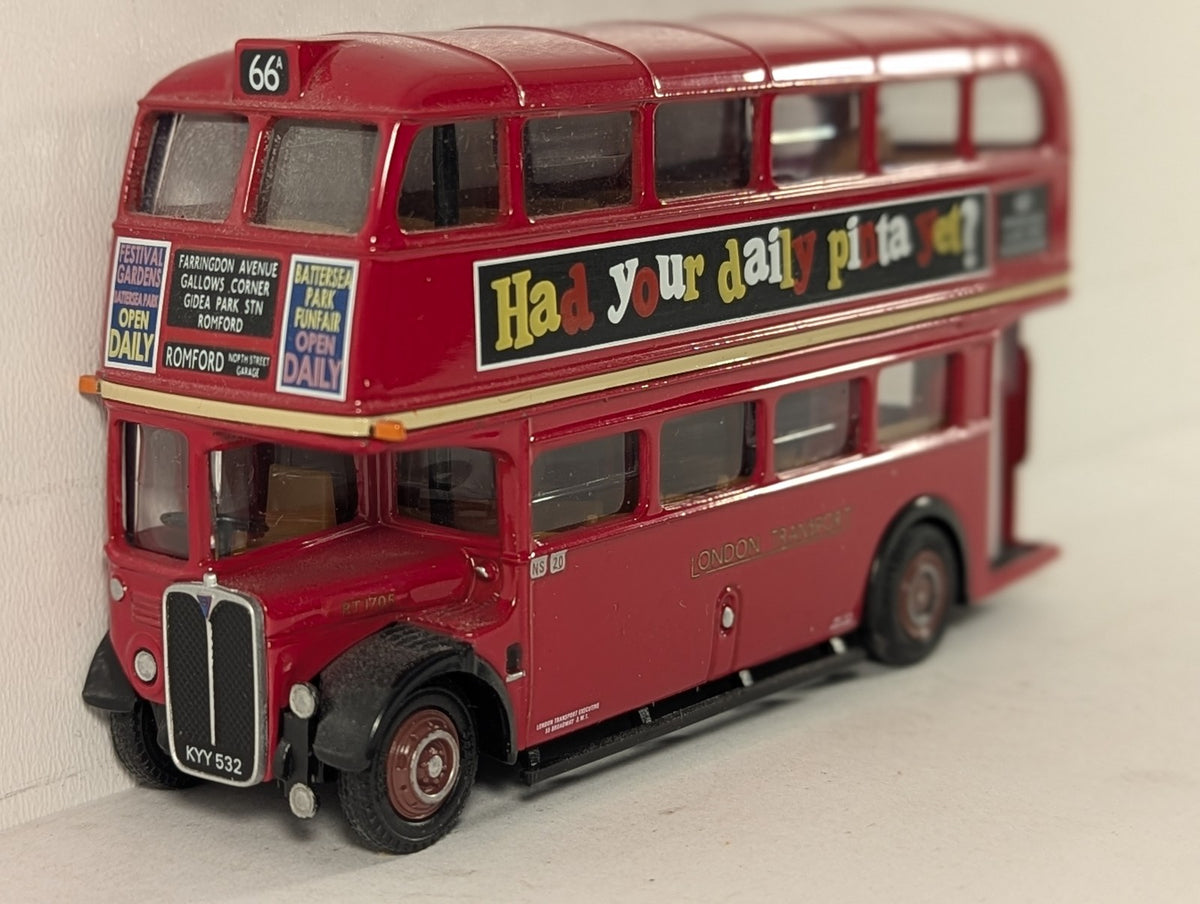Exclusive First Editions 1:76 A.E.C. RT (Roof Box) Bus RT 1705 London Transport