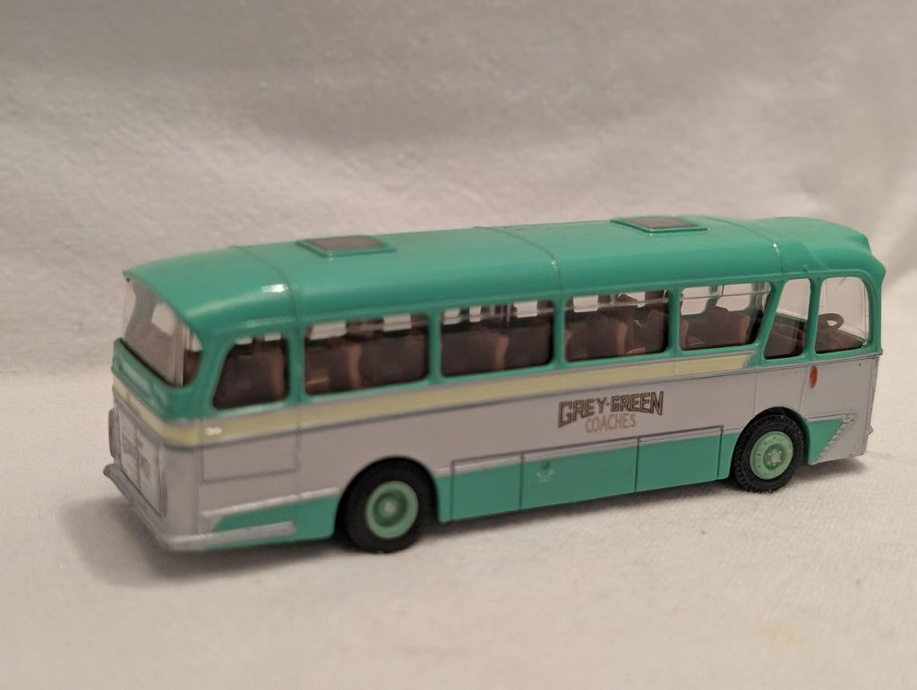 EFE 1:76 Scale Harrington Cavalier Grey-Green Coaches Die-cast Coach