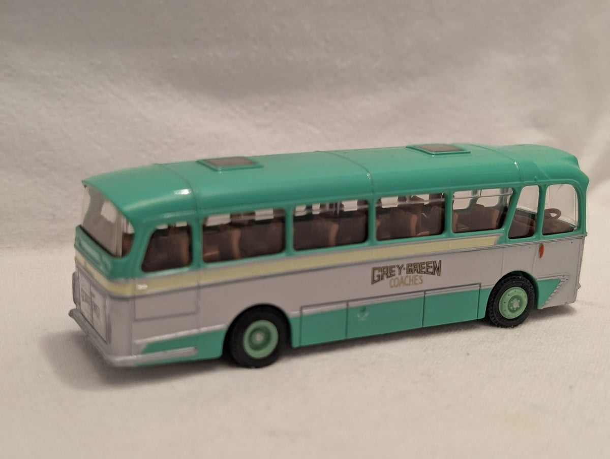EFE 1:76 Scale Harrington Cavalier Grey-Green Coaches Die-cast Coach