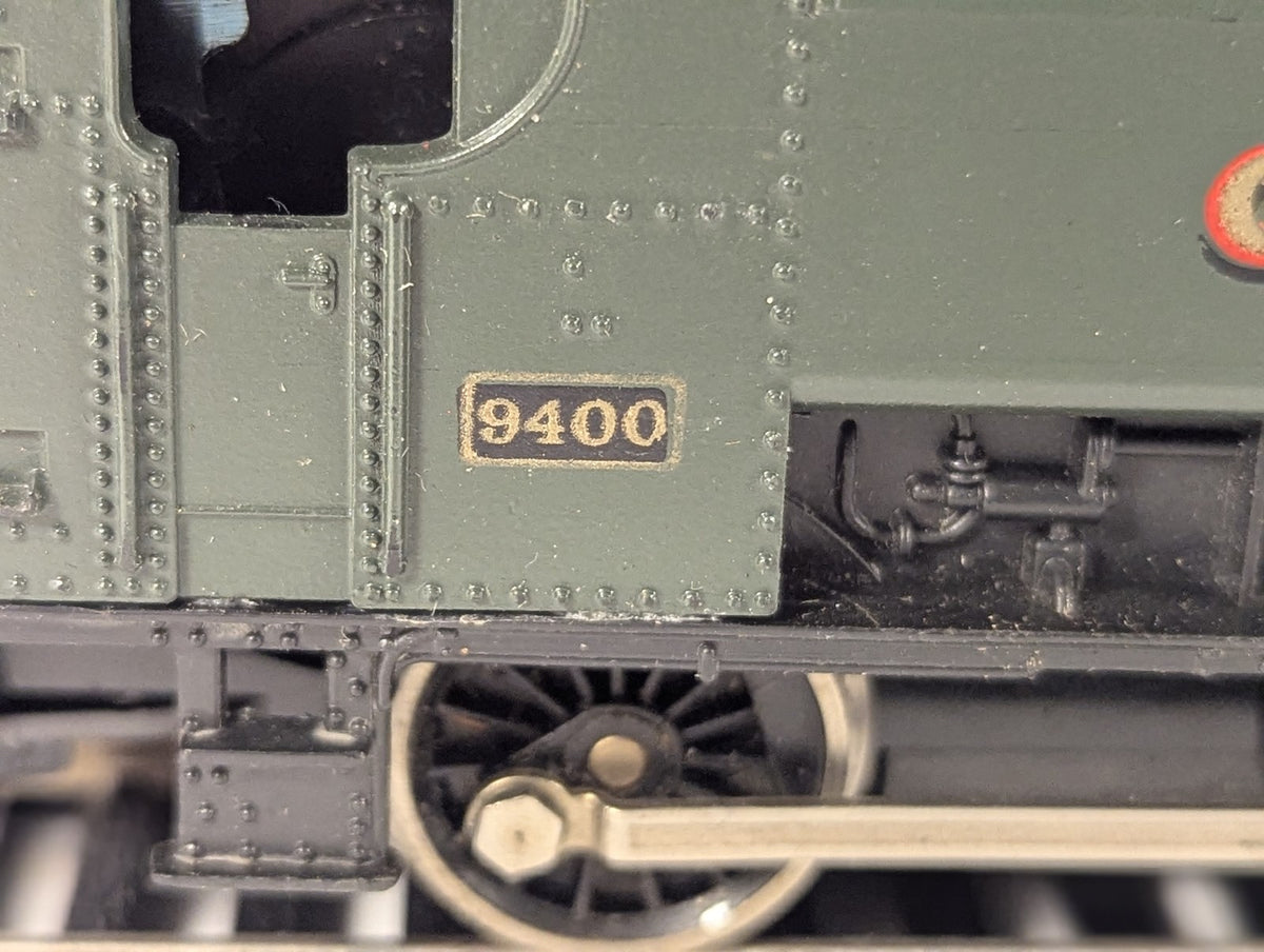 Lima OO Gauge GWR Class 94xx 0-6-0 Pannier Tank Steam Locomotive 9400 GWR Green