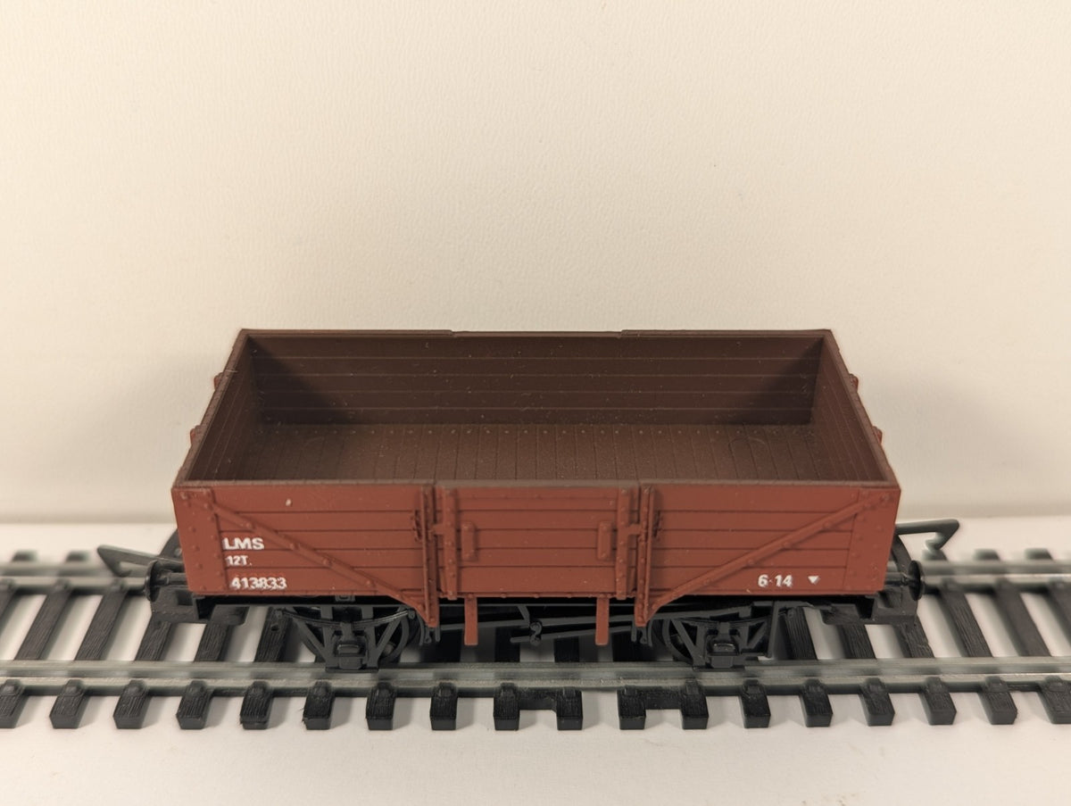 Dapol B3 OO LMS 5 Plank Wagon 413833