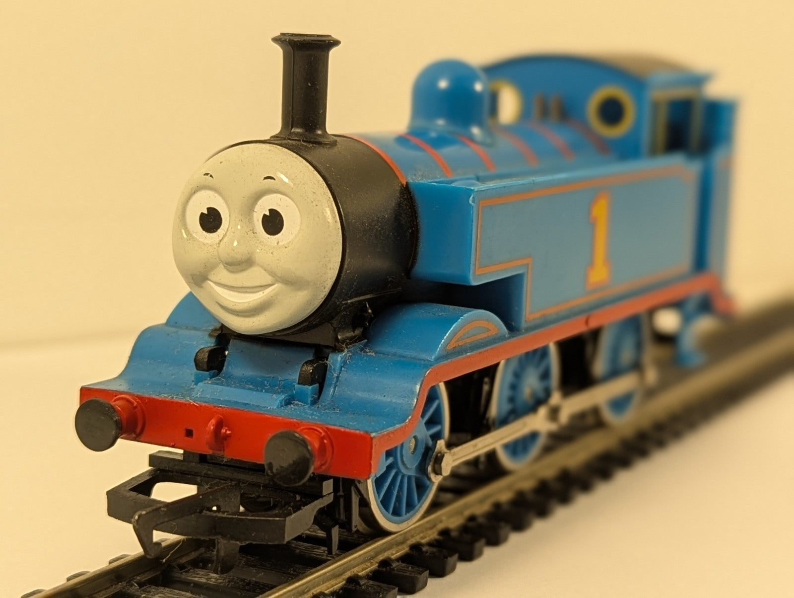 Hornby OO Gauge Thomas the Tank Engine Steam Locomotive