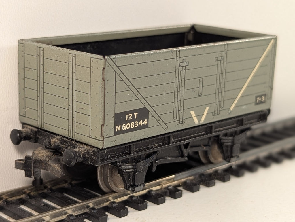 Hornby Dublo 32055 OO Gauge 7-Plank High-Sided Open Wagon