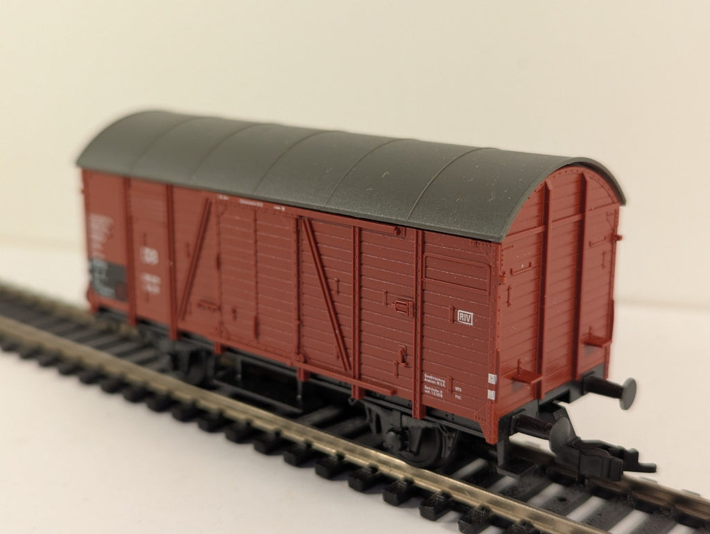 Fleischmann 5020 HO Gauge Red DB Covered Wagon Boxed