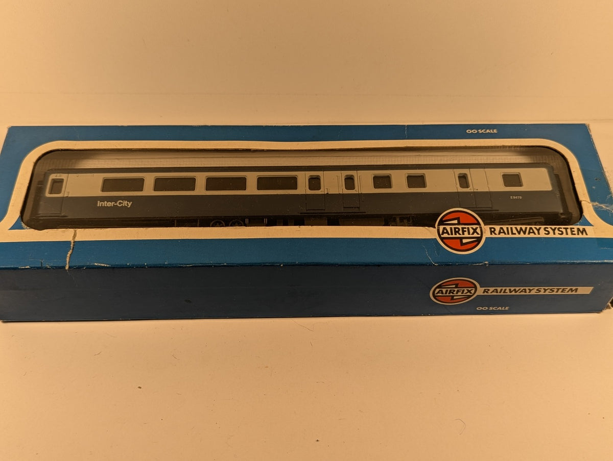 Airfix OO Scale 1st Class Inter-City Open Coach, Mk II Passenger Coach E9479