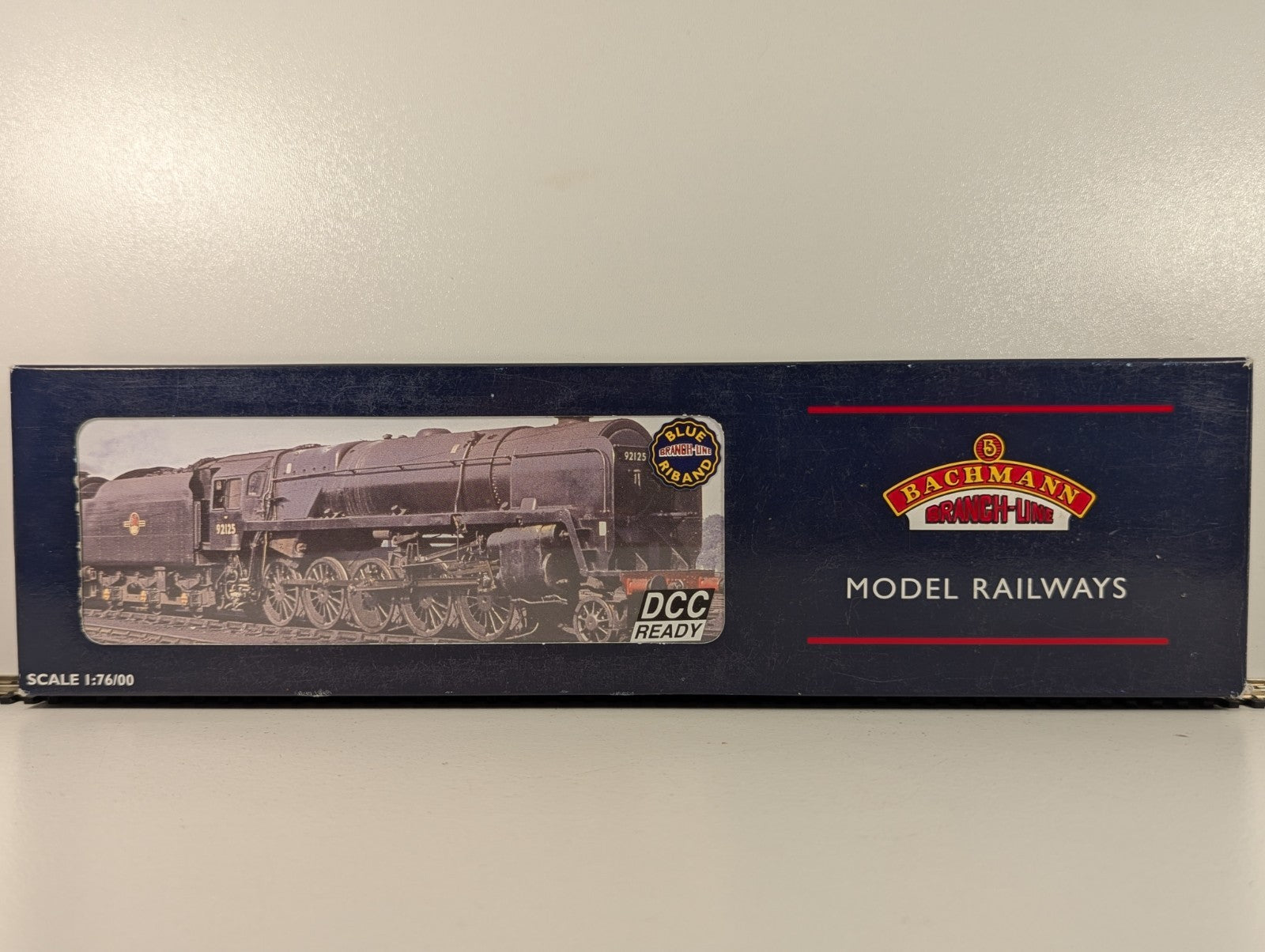 Bachmann 32-852 BR Standard 9F 2-10-0 Single Chimney Early Crest