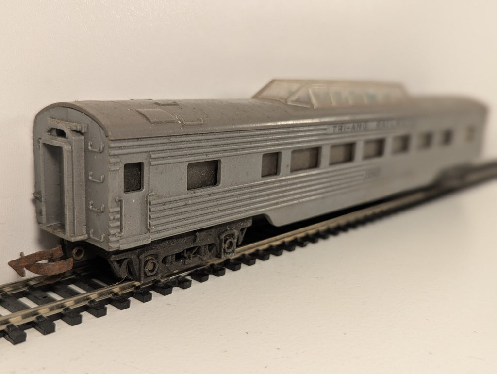 Tri-ang R25 OO Gauge Transcontinental Vista Dome Coach