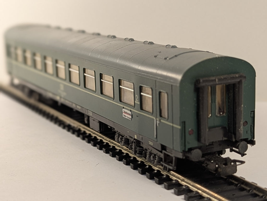 PIKO HO Gauge 1st/2nd Class Composite Passenger Coach