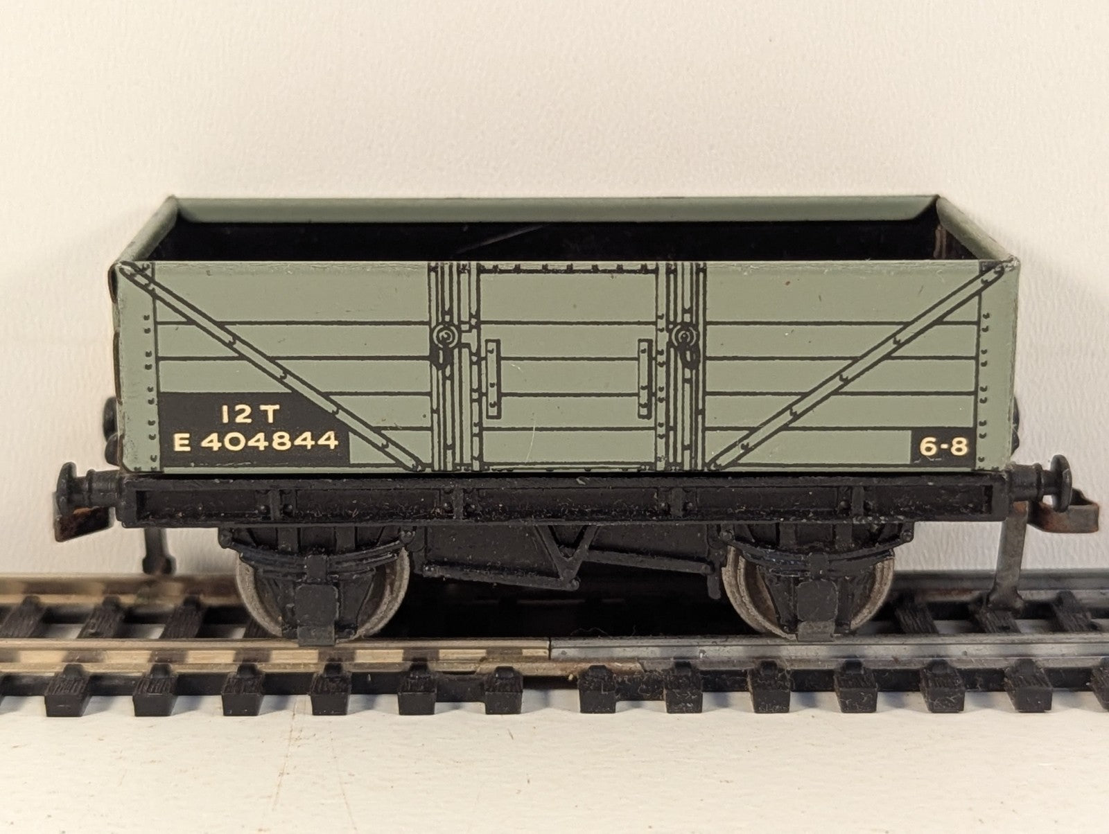 Hornby Dublo 32025 OO Gauge BR 12 Ton 5-Plank Coal Wagon