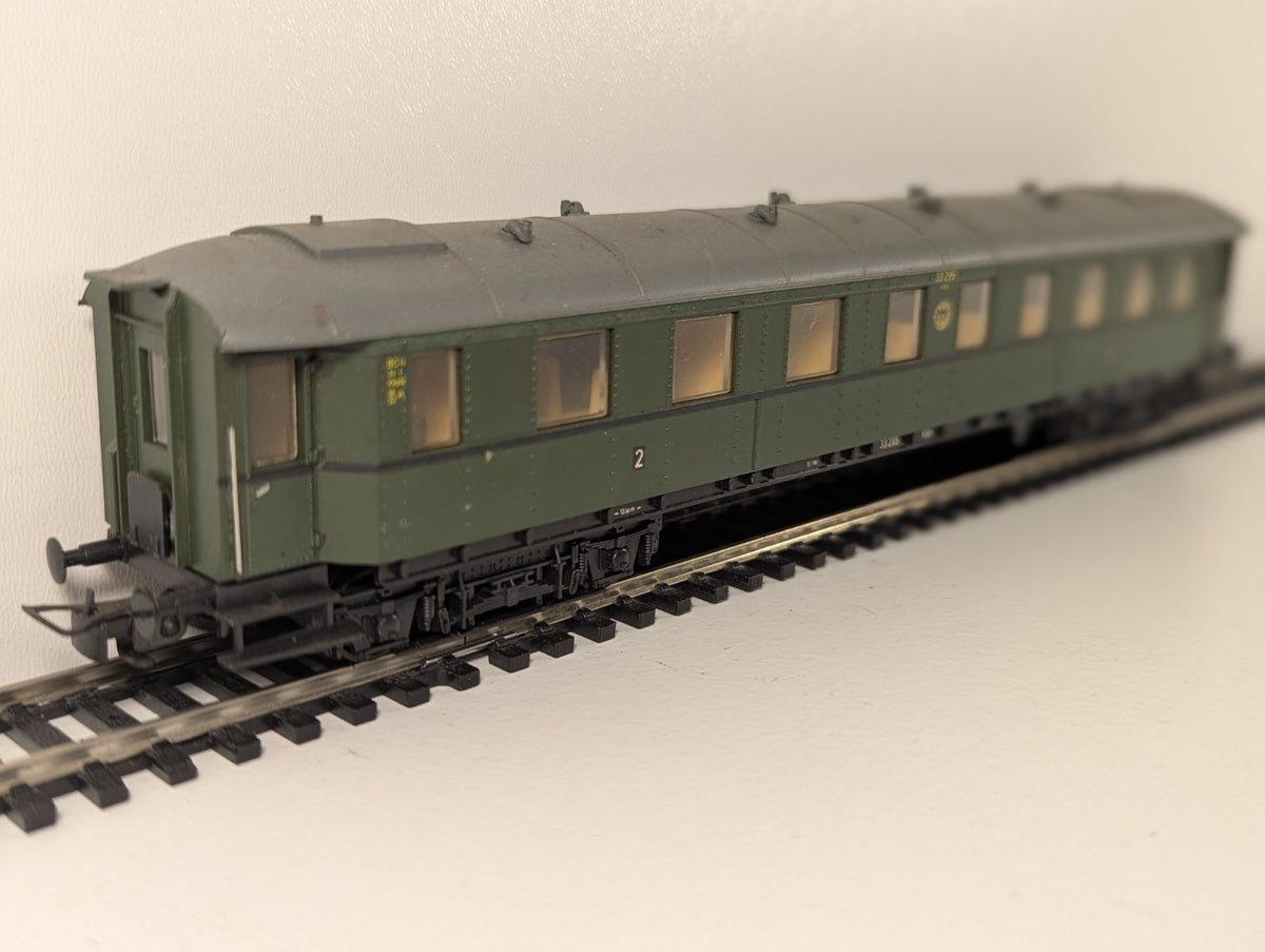 Liliput HO Gauge Passenger Coach