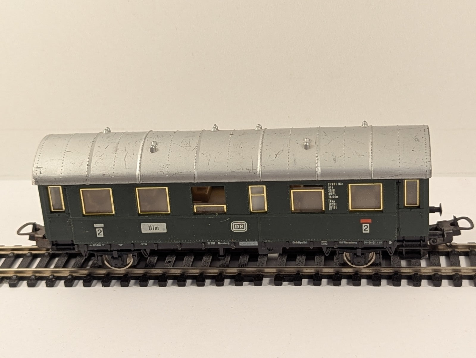 Lima 309153 HO Gauge 2nd Class Passenger Coach