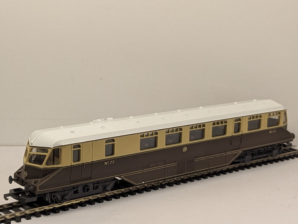 Lima OO Gauge GWR Railcar Diesel Railcar No 22 GWR Chocolate and Cream