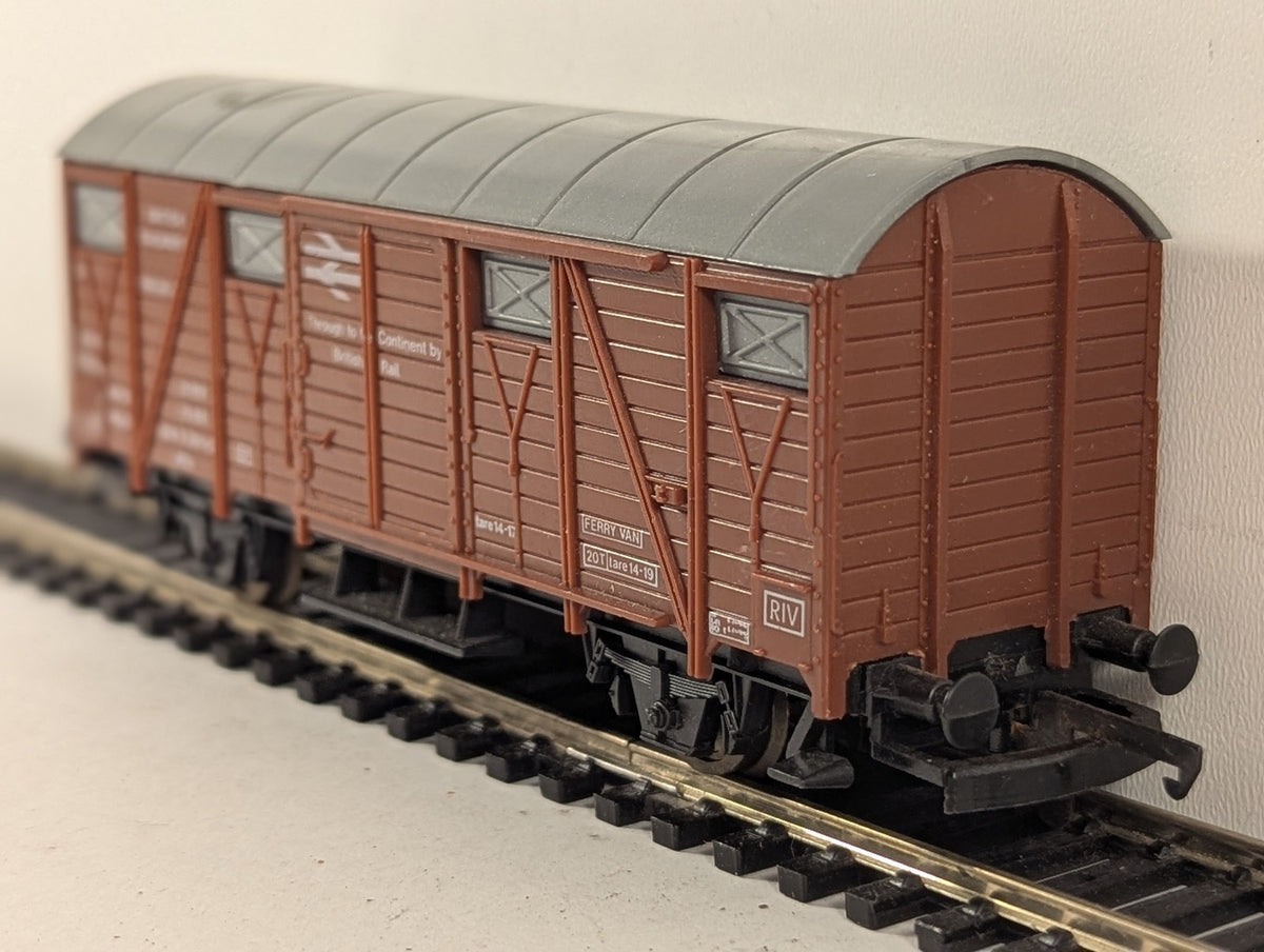 Lima OO Gauge BR Ferry Van Goods Wagon 214 0 391-0 BR Brown 305659